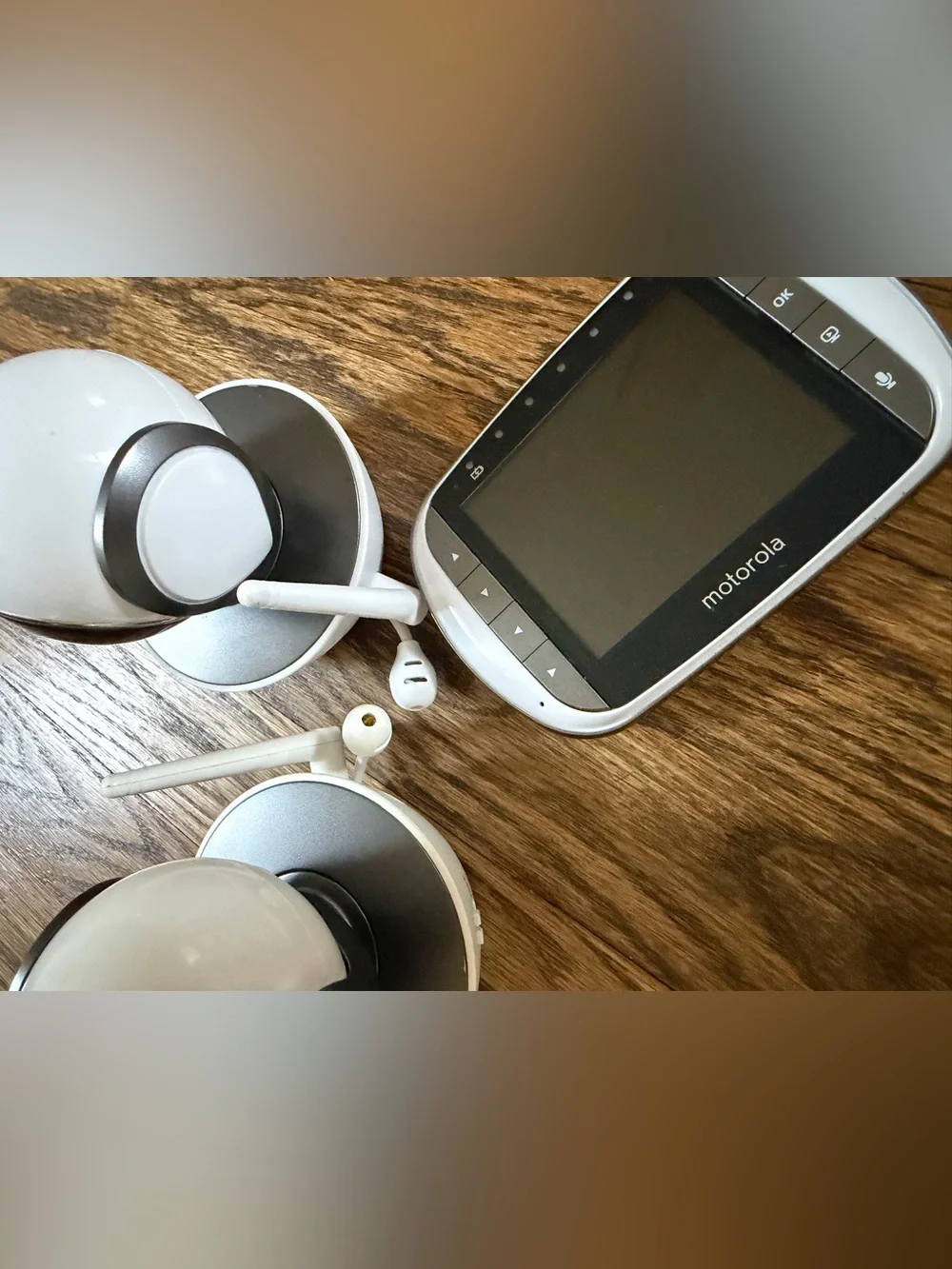 Motorola MBP85CONNECT Dual Video Baby Monitor 2 Wi-Fi Cameras & Screen TESTED